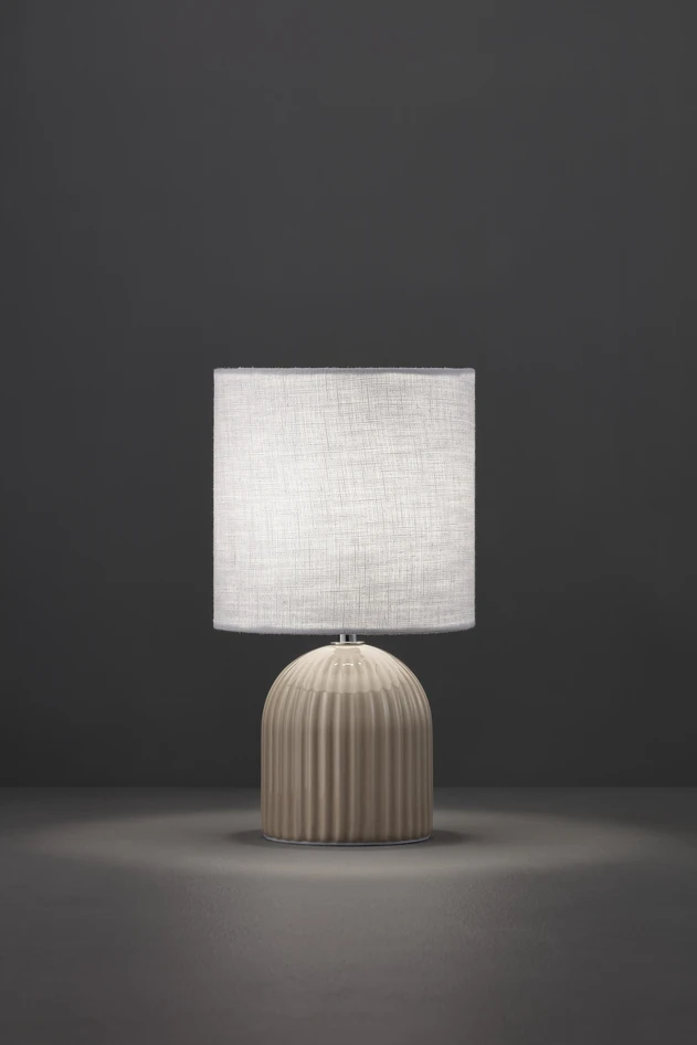 Millie - Bordslampa H27 Ø15 cm - Beige