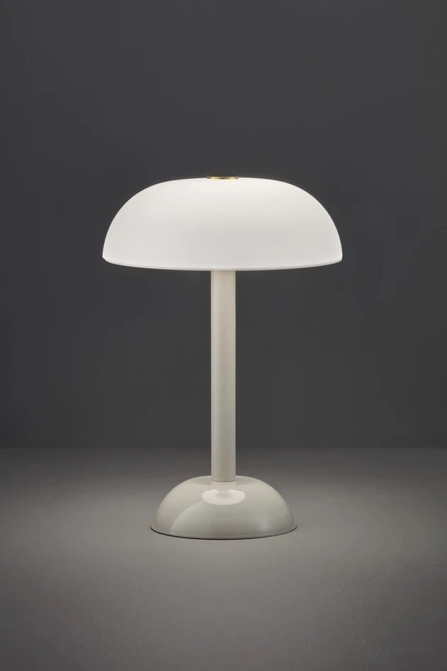 Pella - Portabel bordslampa H22 Ø15cm - Beige