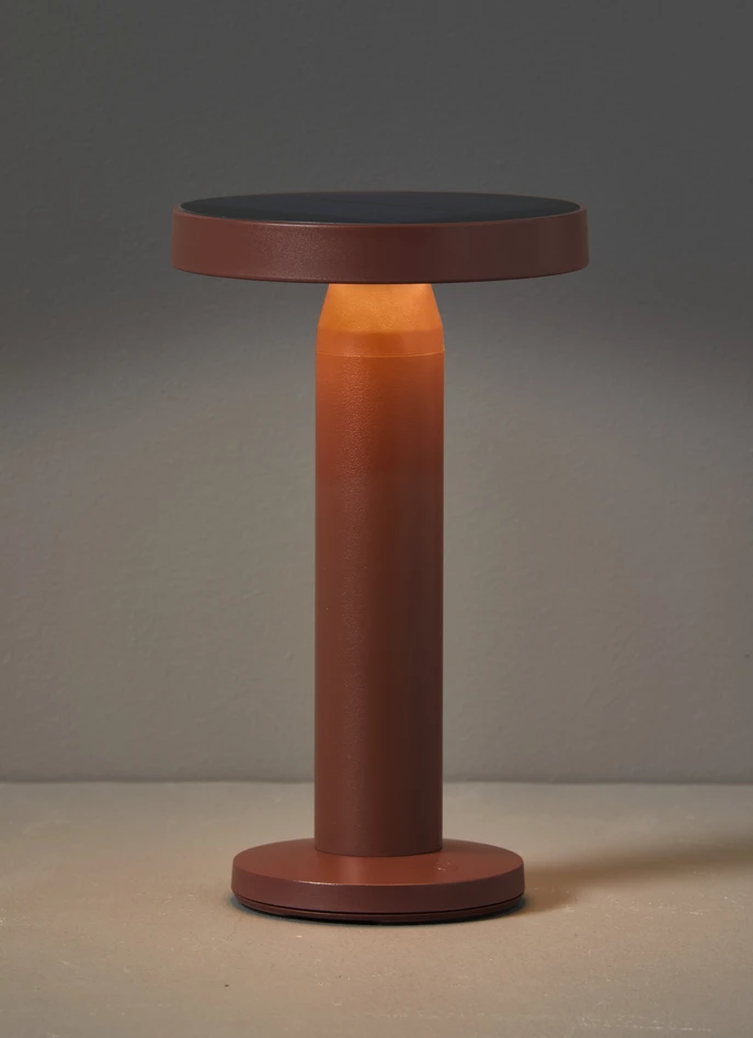 Kevin - Solcellsbelysning H22 Ø13 cm - Brun