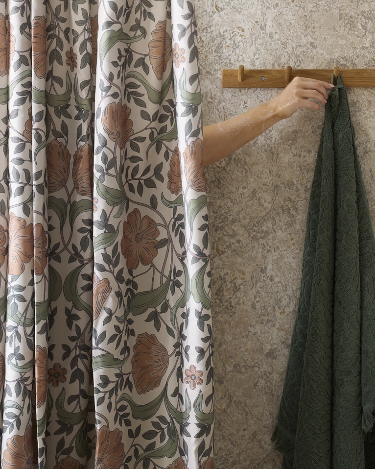 Melina, Duschdraperi