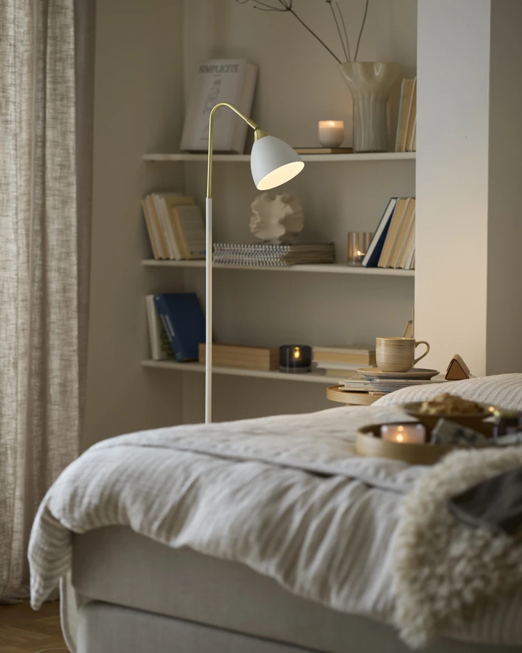 Jane - Golvlampa, B22 H146,5 cm - inspiration