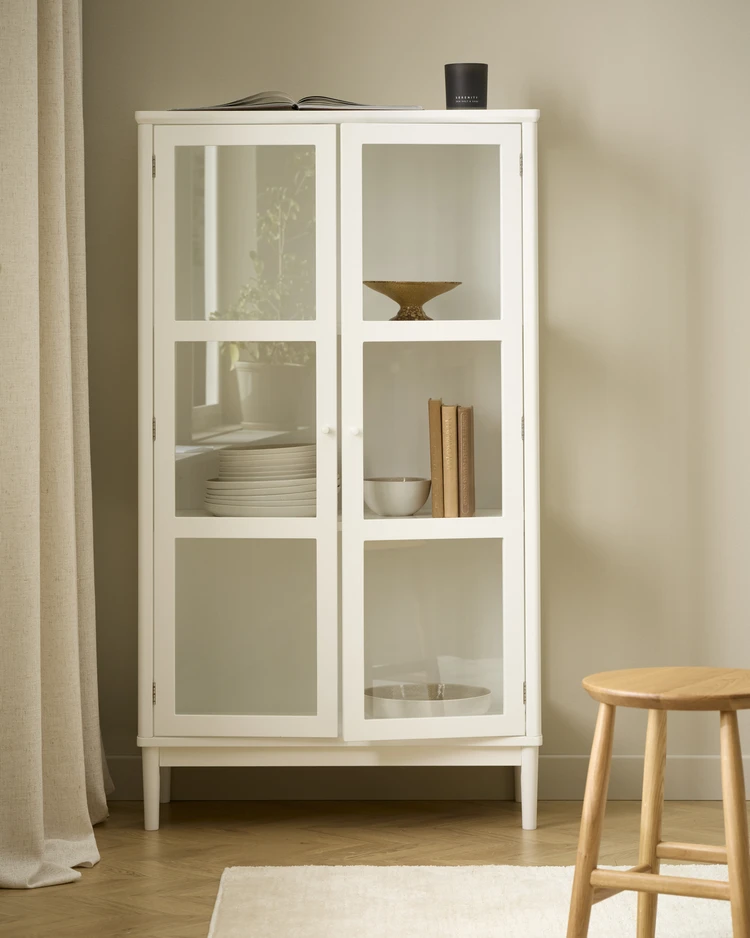 Tova - Vitrinskåp 2 dörrar, 140x37x81 cm - inspiration