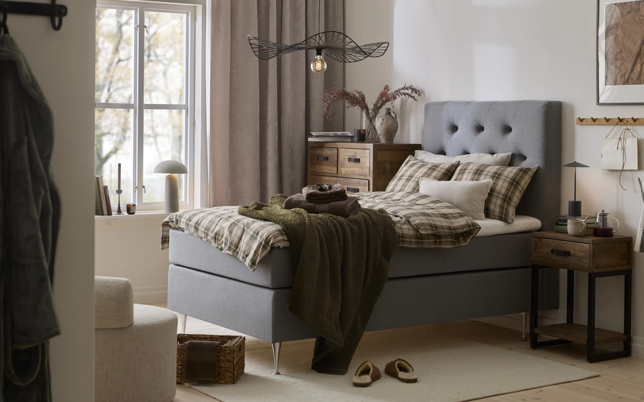 Woodenforge - Sängbord, B 48, H 70 cm - inspiration