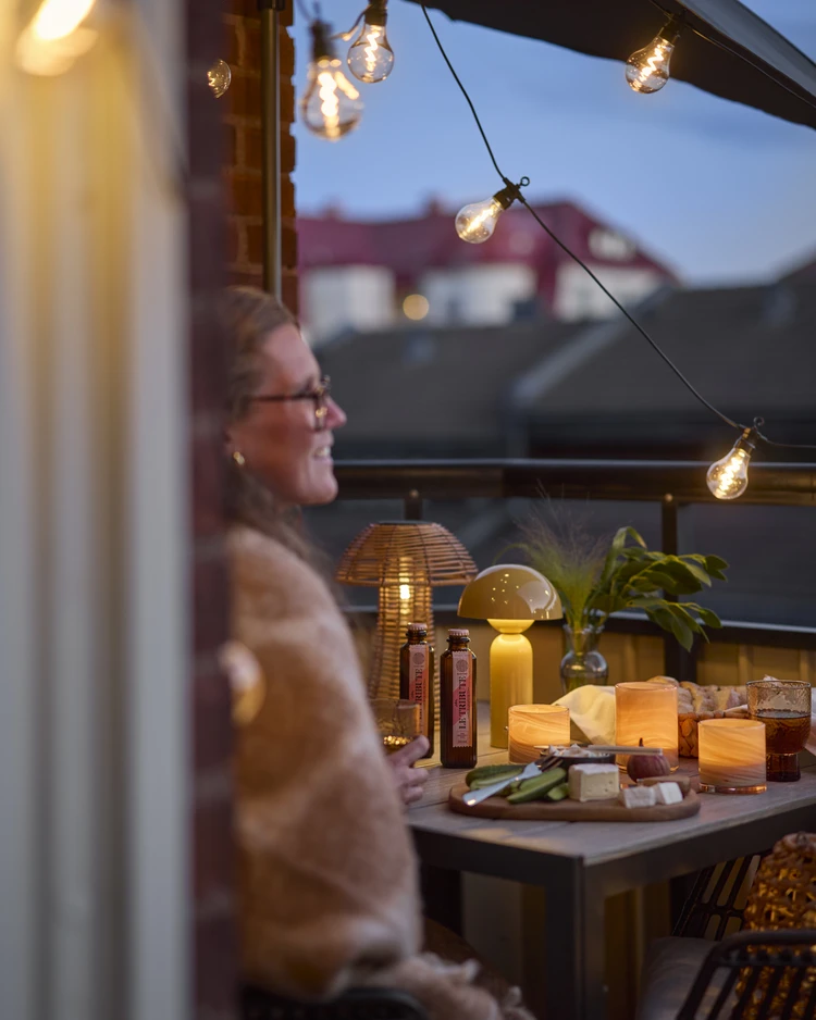 Amos - Portabel bordslampa H25 Ø15 cm - inspiration