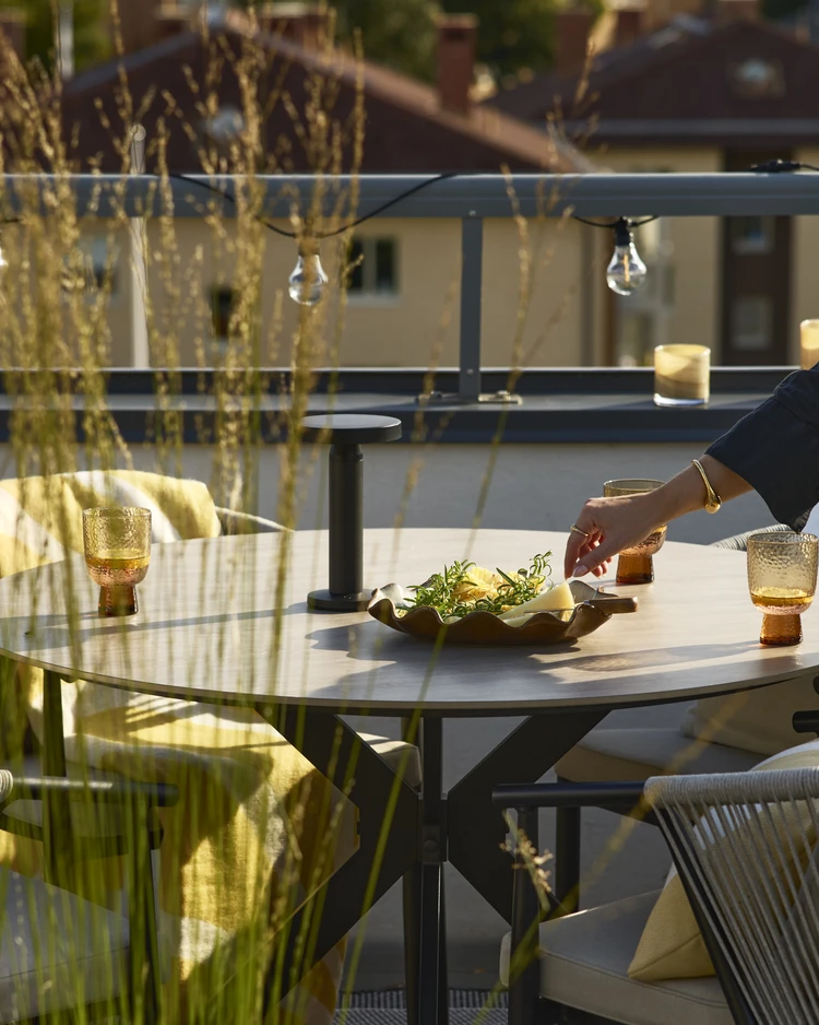 Kevin - Solcellsbelysning H22 Ø13 cm - inspiration