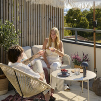 Amos - Portabel bordslampa H25 Ø15 cm - inspiration