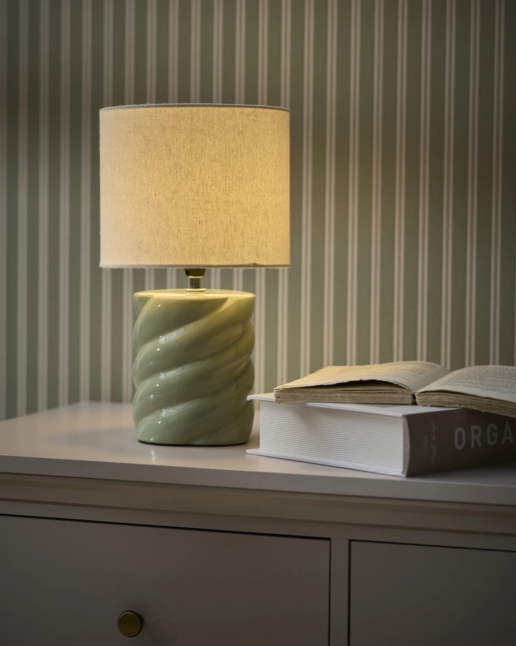 Fannie - Bordslampa H35,5 Ø20 cm - inspiration