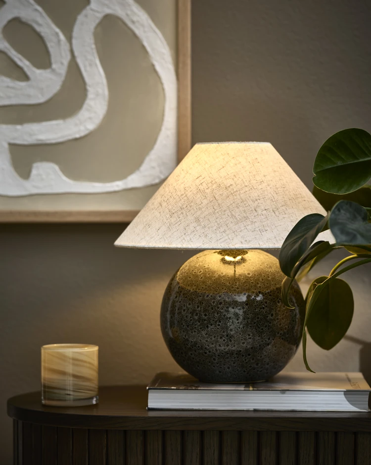 Ronja - Bordslampa H32,5 Ø33 cm - inspiration