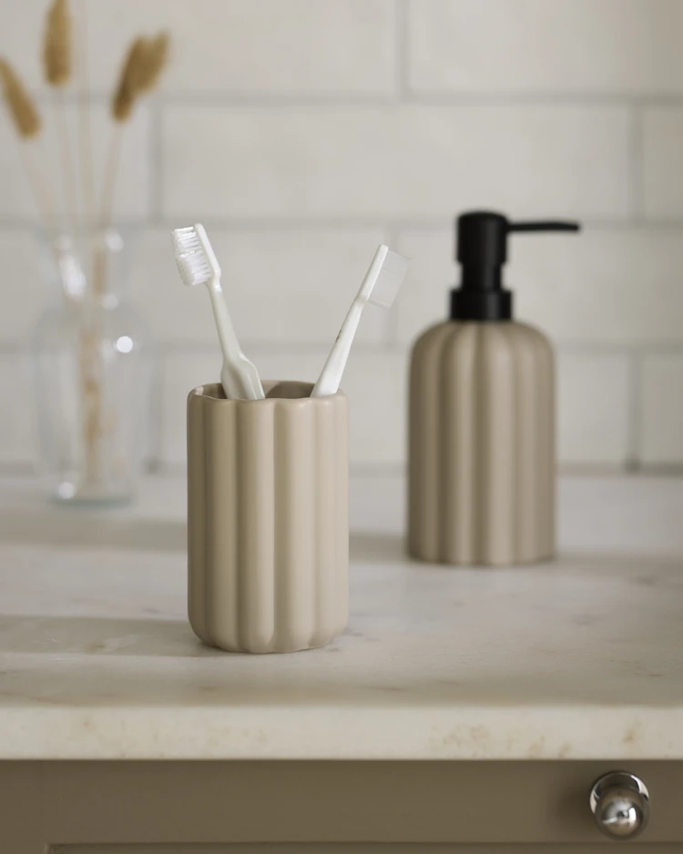 Milea - Tandborstmugg, H11 Ø7,5 cm - inspiration