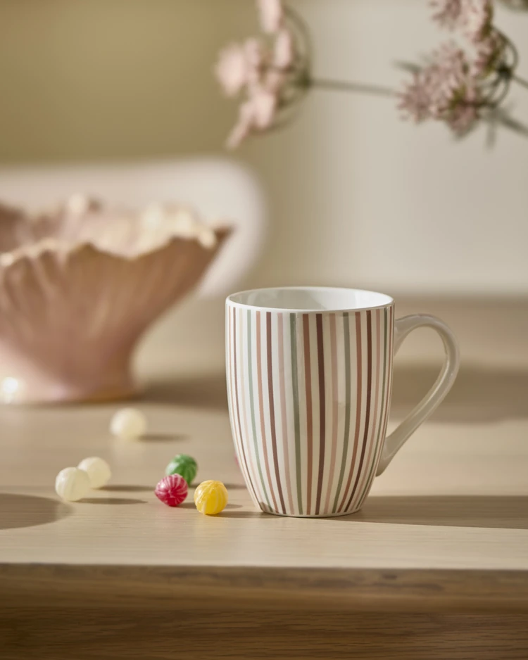 Lotta - Mugg, H 10,5 Ø 8,2 cm, 34 cl - inspiration