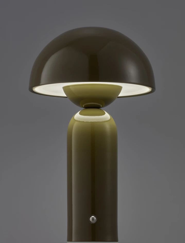 Amos - Portabel bordslampa H25 Ø15 cm - Grön