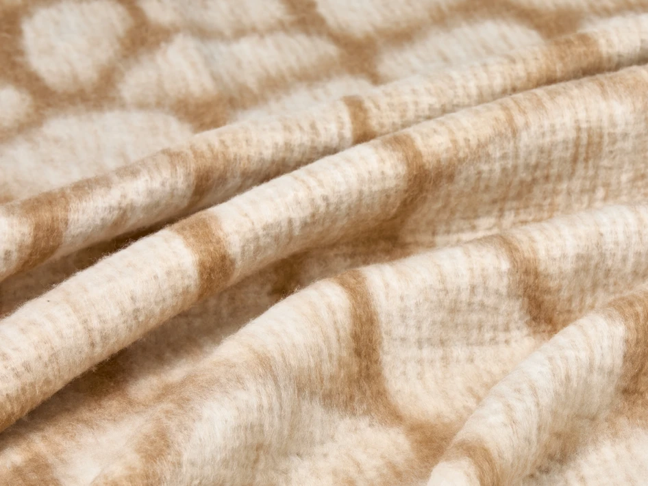 Nelly - Pläd, 125x150 cm - Beige