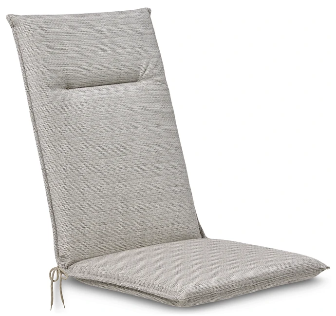 Supreme, Dyna till utestol