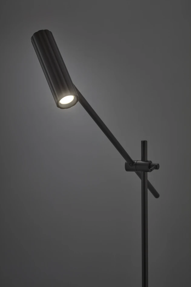 Scott - Golvlampa, H123 cm - Svart