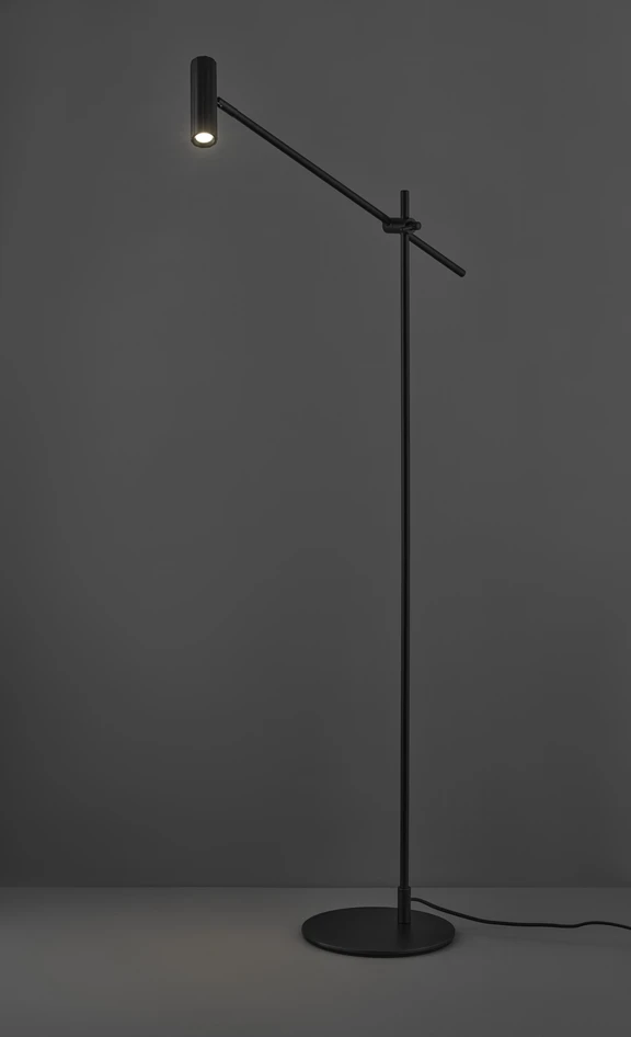 Scott - Golvlampa, H123 cm - Svart