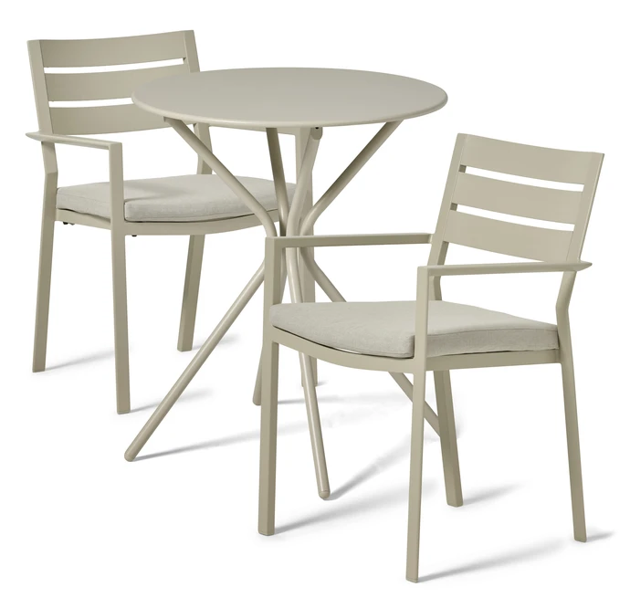 Callisto/Arrow, Utegrupp med bord och 2 karmstolar