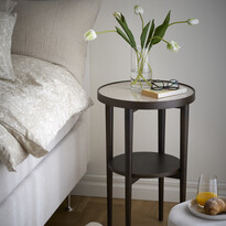 Tuva - Sängbord, Ø 45 H 71 cm - inspiration