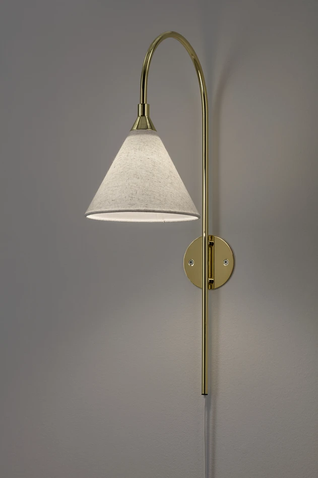 Thilda - Vägglampa L36.5 H63 cm - Gul