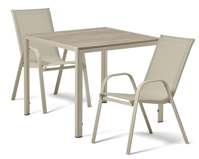 Village/Callisto, Utegrupp med bord och 2 karmstolar