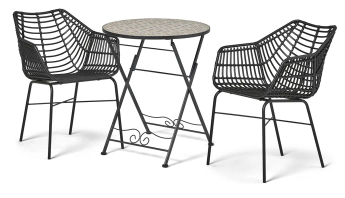 Brest/Forza, Utegrupp med bord och 2 karmstolar