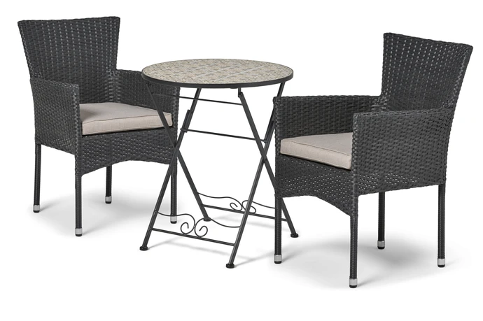 Brest/Village, Utegrupp med bord och 2 karmstolar