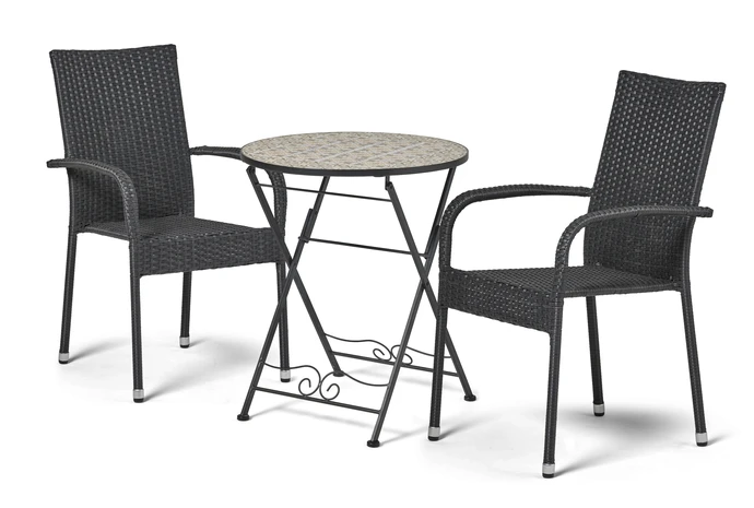 Brest/Village, Utegrupp med bord och 2 karmstolar