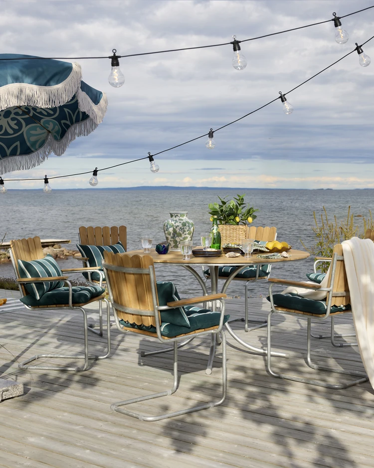Mölle - Utegrupp med bord och 6 karmstolar - inspiration