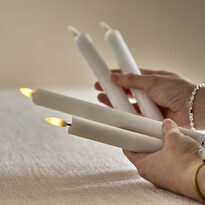 Skimra - LED-ljus, 4-pack, H 25 Ø 2,2 cm, timer och fjärrkontroll - inspiration