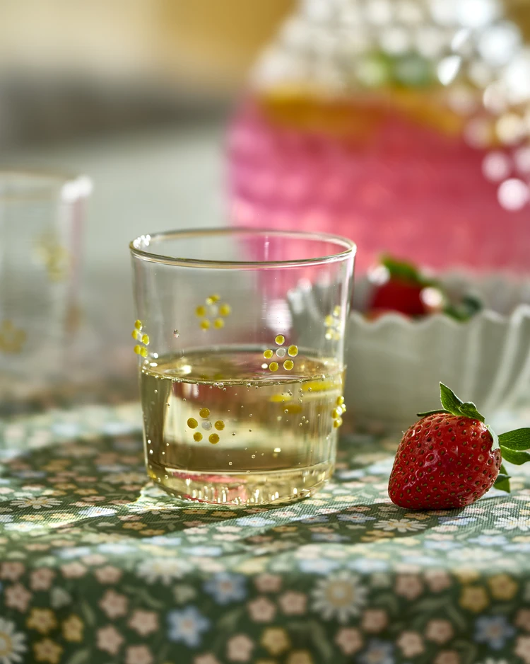 Blomstra - Glas, H 9,5 Ø 8,5, 30 cl - inspiration