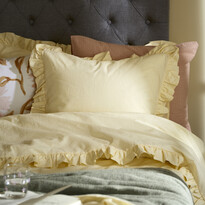 Bridgeport - Örngott i garnfärgad bomull med volang, 50x60 cm - inspiration