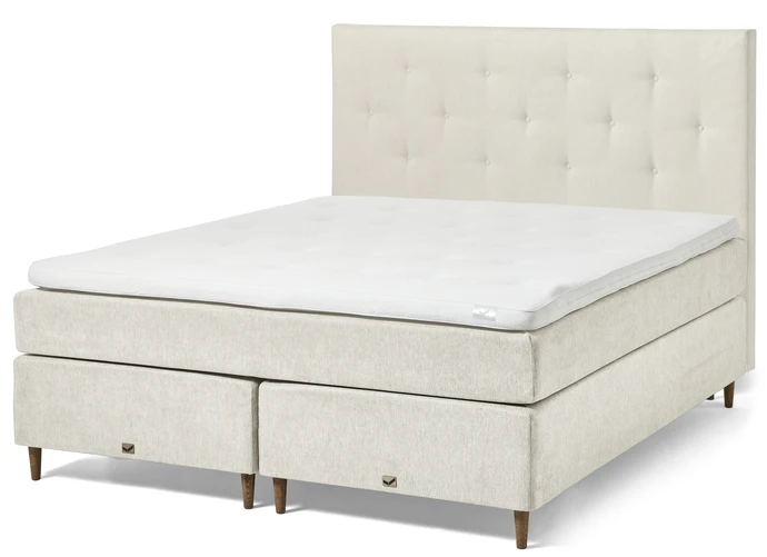 Active Comfort, Kontinentalsäng, dubbelsäng med bäddmadrass och pikerad sänggavel