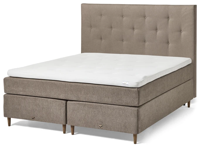 Active Comfort, Kontinentalsäng, dubbelsäng med bäddmadrass och pikerad sänggavel