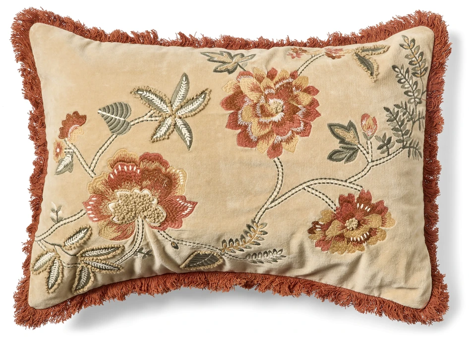 Bodil - Prydnadskudde, 35x50 cm - Beige