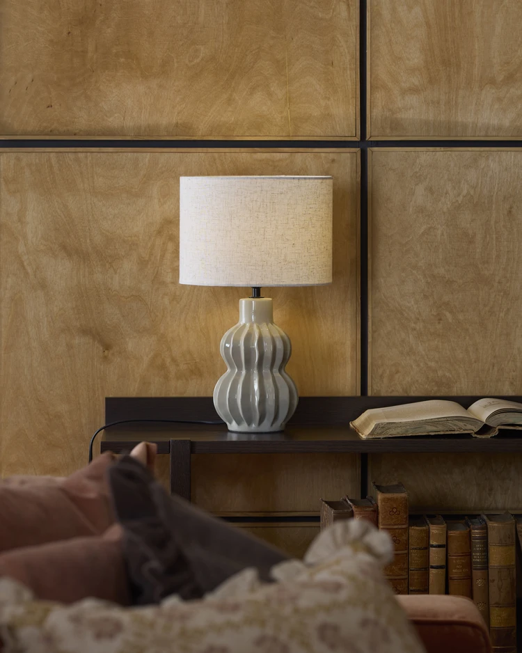 Emina - Bordslampa, H38 Ø23 cm - inspiration