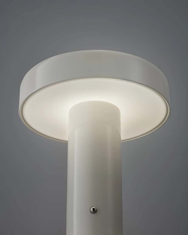 Ted - Portabel bordslampa, H23 Ø20 cm - Vit
