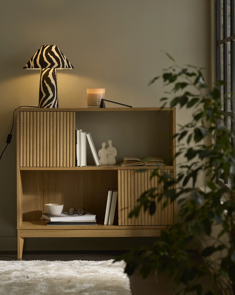 Astrid - Hylla med 2 hyllplan/dörrar, 100x33x93,5 cm - inspiration