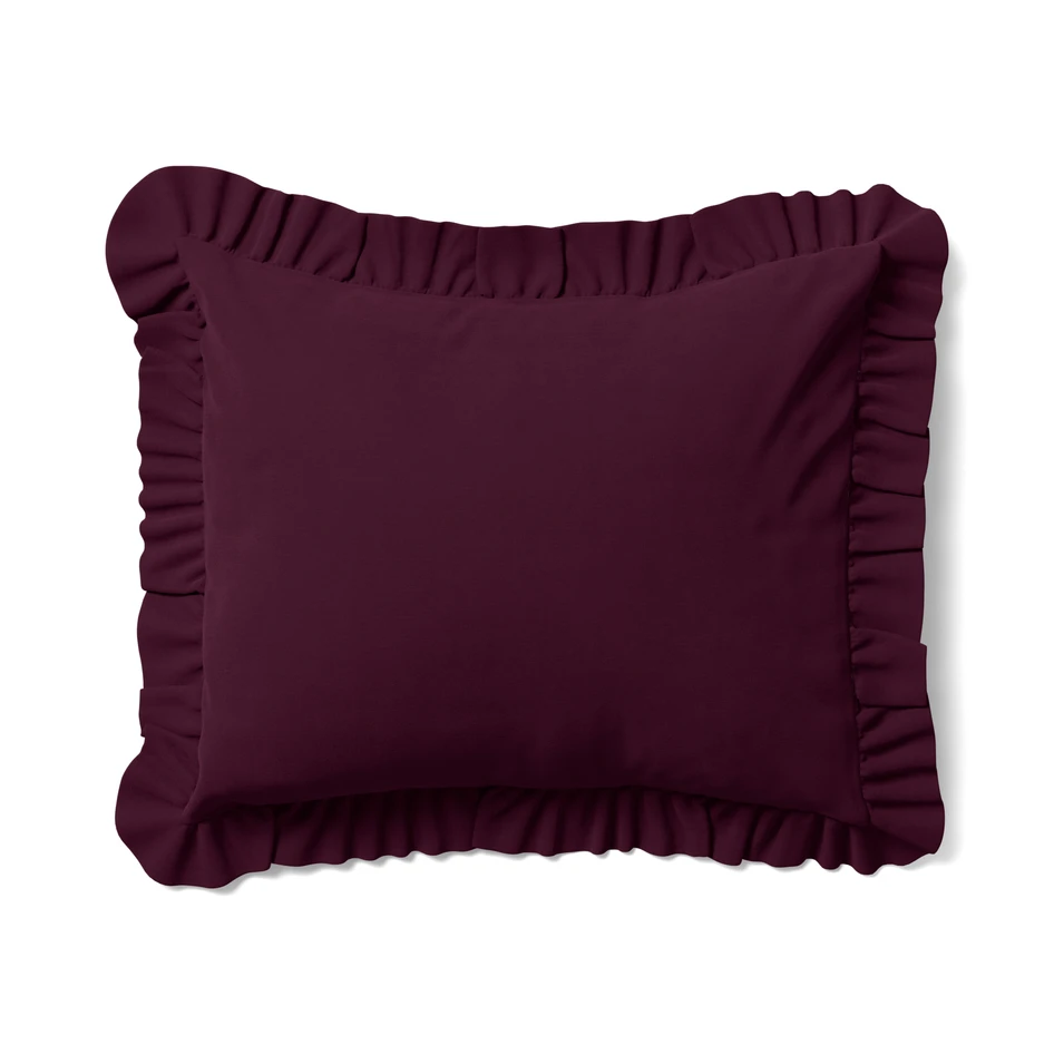 Bridgeport - Örngott i garnfärgad bomull med volang, 50x60 cm - Röd