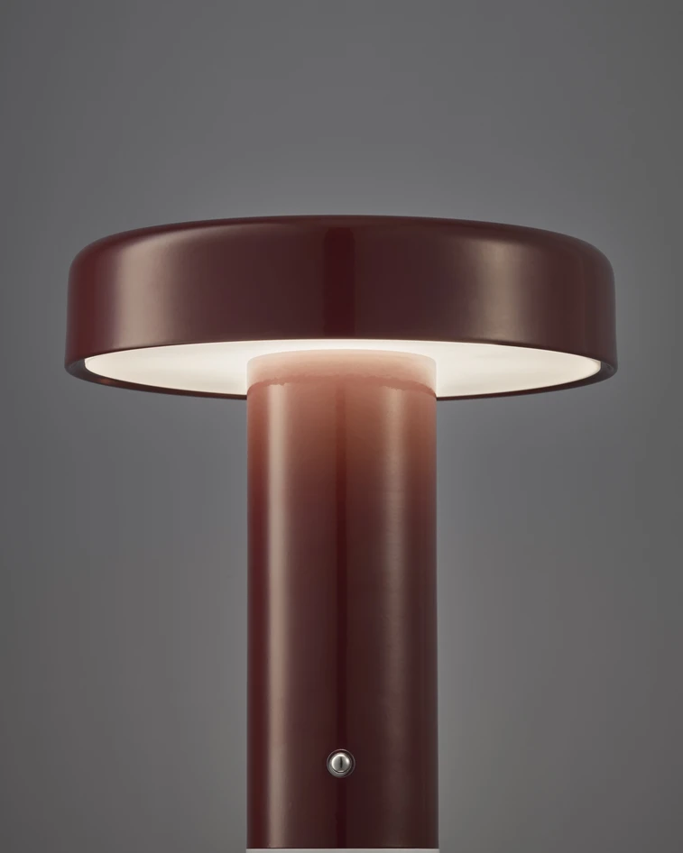 Ted - Portabel bordslampa, H23 Ø20 cm - Röd