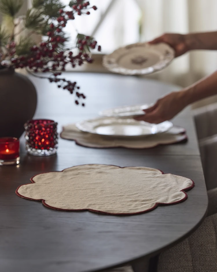 Lia - Tablett/servett i bomull/lin, 2-pack, Ø40 cm - inspiration