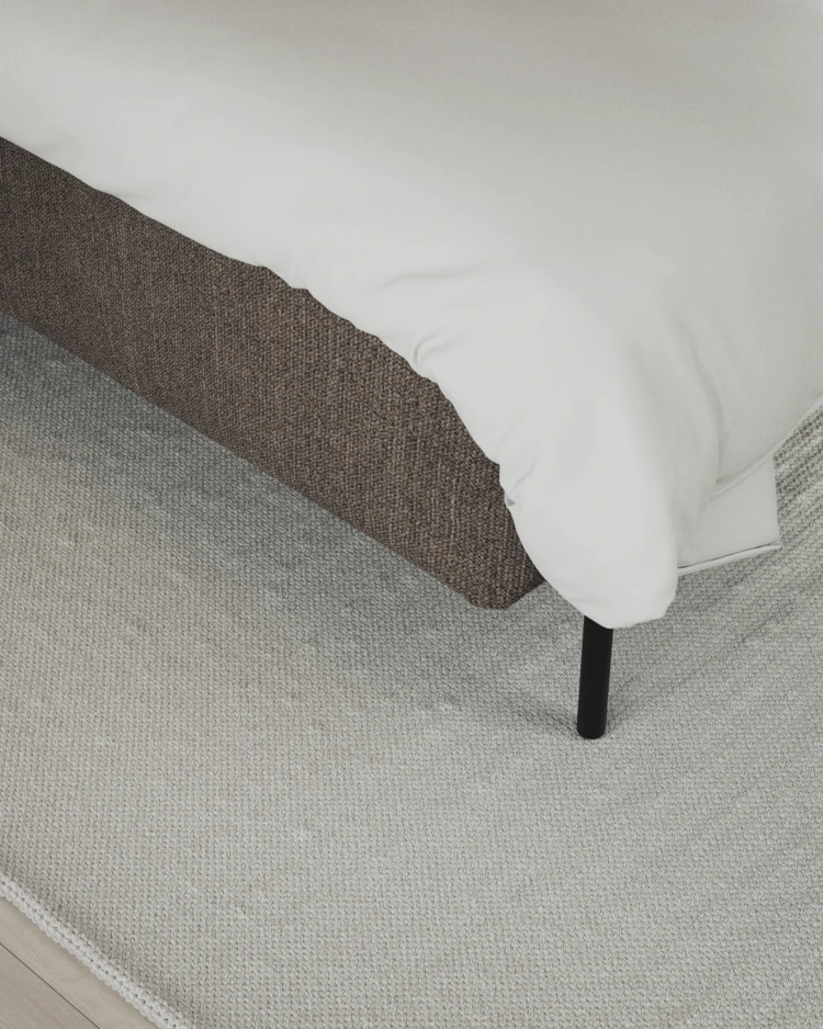 Delux Exclusive - Kontinentalsäng, enkelsäng 120 cm med bäddmadrass och sängben - inspiration