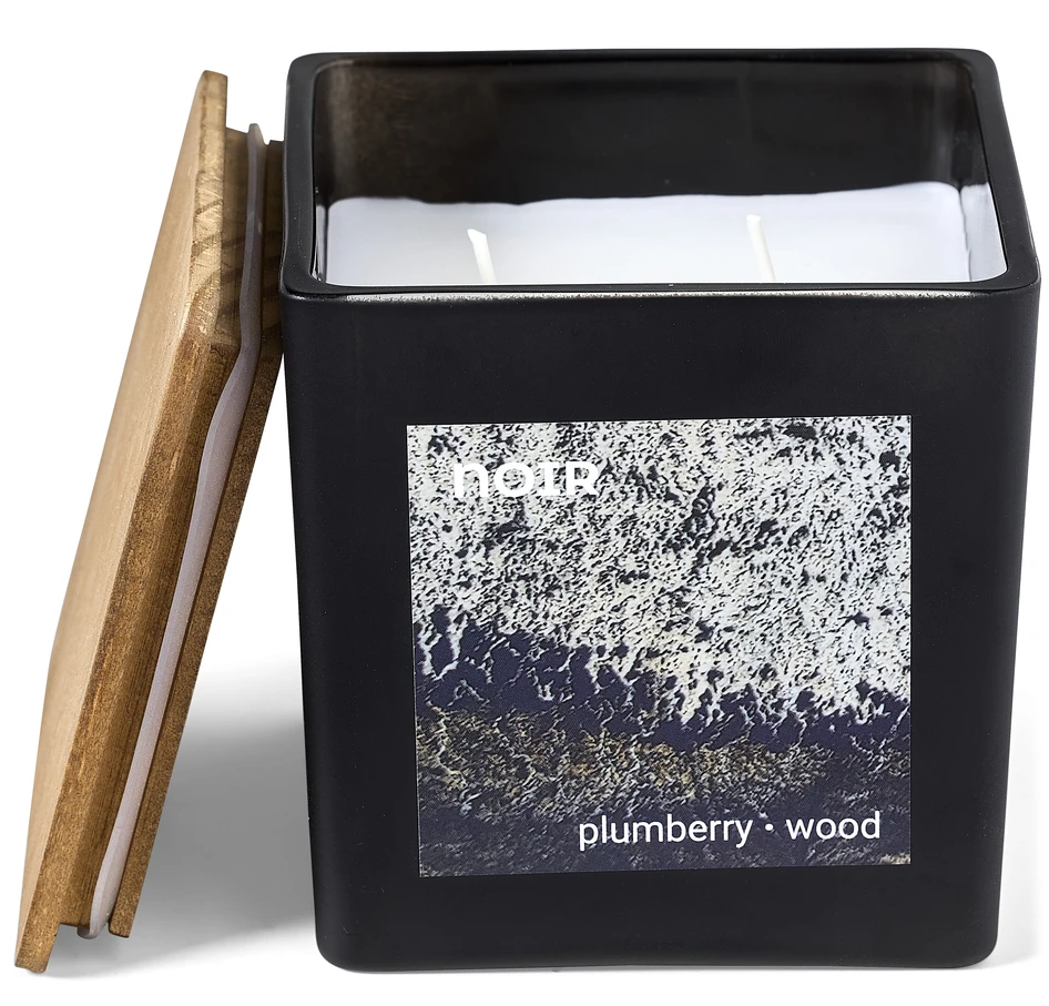 Noir - Doftljus, Plumberry & Wood, brinntid 30h, 430 gr - Svart