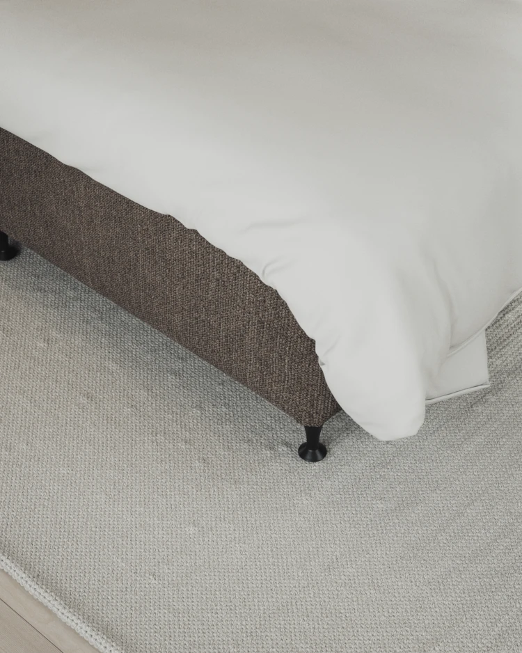 Delux Exclusive - Kontinentalsäng, enkelsäng 120 cm med bäddmadrass och sängben - inspiration