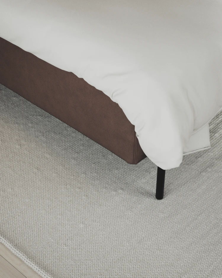 Delux Exclusive - Kontinentalsäng, enkelsäng 120 cm med bäddmadrass och sängben - inspiration