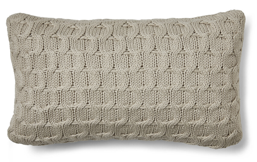 Charlie - Stickad kudde, 30x50 cm - Beige