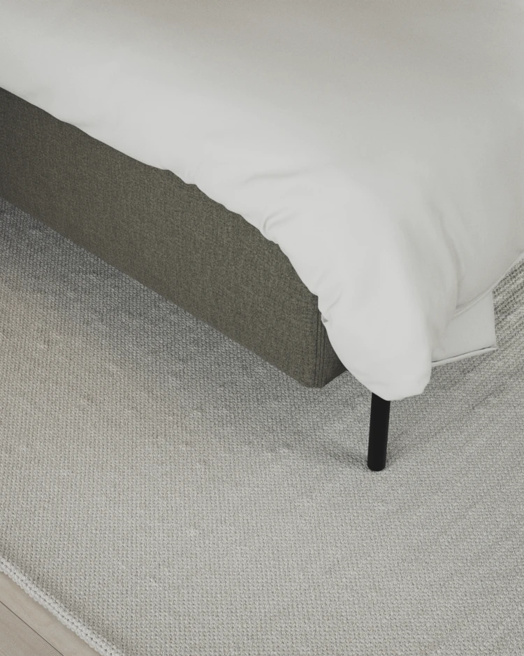 Delux Exclusive - Kontinentalsäng, enkelsäng 120 cm med bäddmadrass och sängben - inspiration