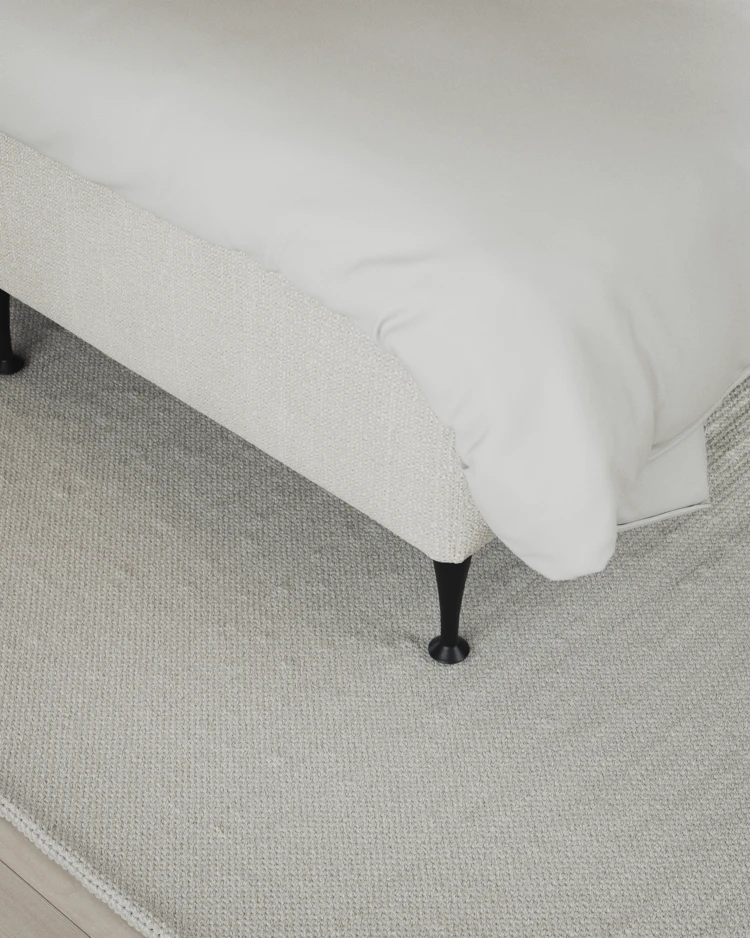 Delux Exclusive - Kontinentalsäng, enkelsäng 120 cm med bäddmadrass och sängben - inspiration
