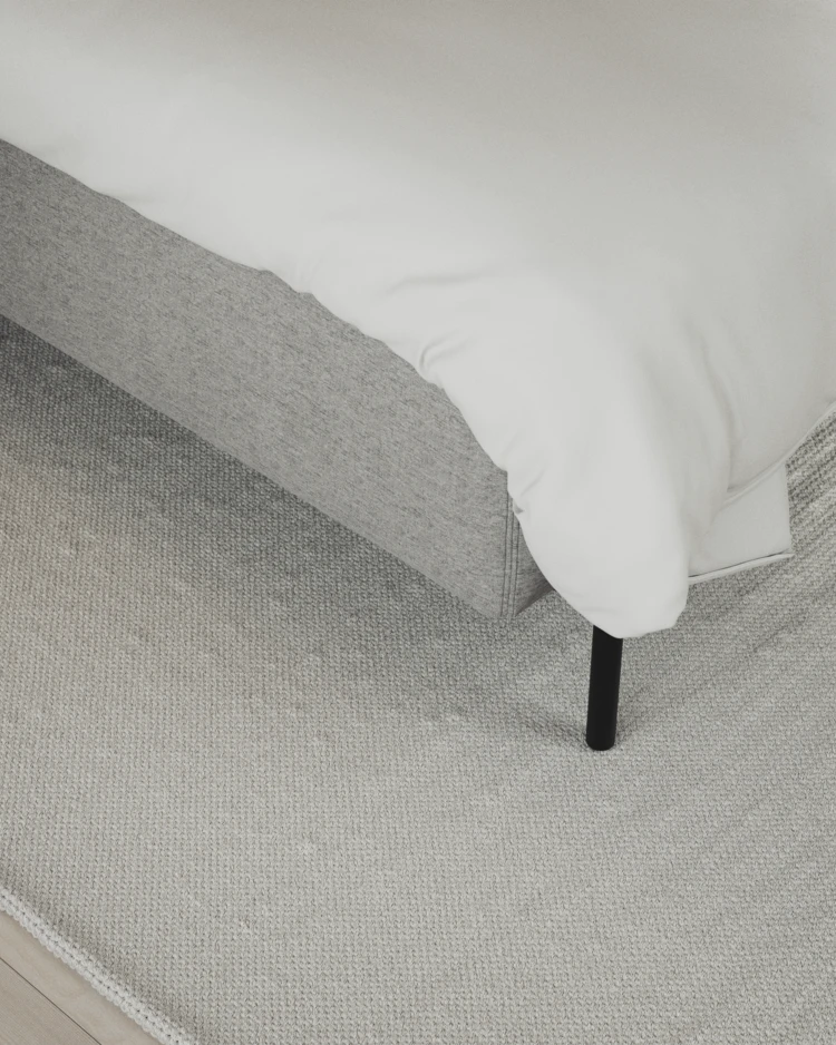 Delux Exclusive - Kontinentalsäng, enkelsäng 140 cm med bäddmadrass och sängben - inspiration