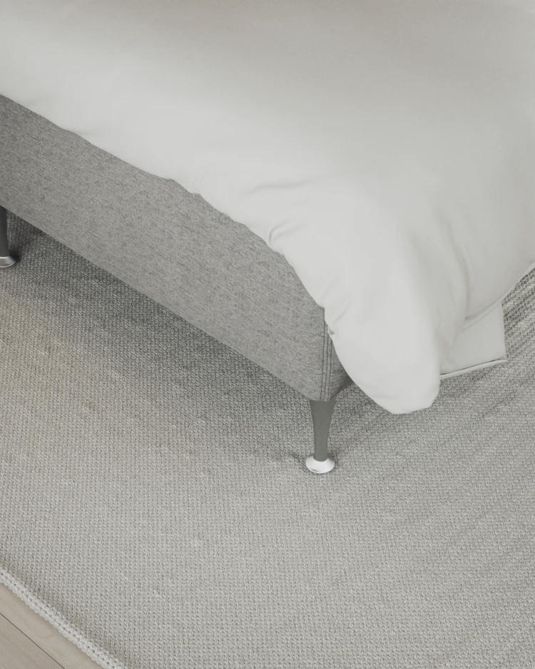 Delux Exclusive - Kontinentalsäng, enkelsäng 140 cm med bäddmadrass och sängben - inspiration