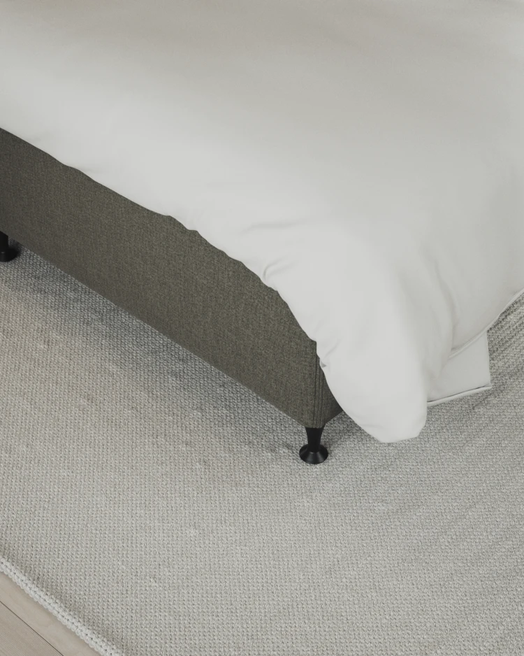 Delux Exclusive - Kontinentalsäng, enkelsäng 120 cm med bäddmadrass och sängben - inspiration
